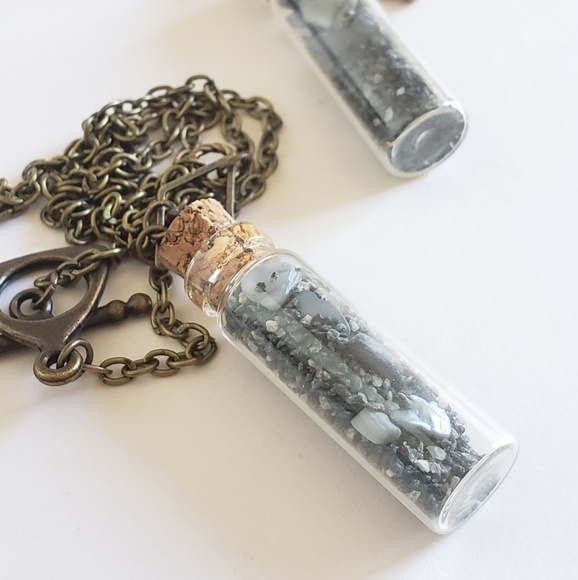Handmade Apothecary Necklace by HerStory Vintage - Picture 3 of 3